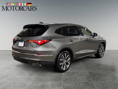 2023 Acura MDX 
