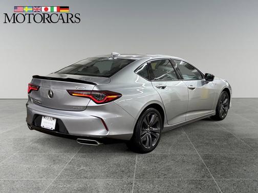 Lunar Silver Metallic 2023 Acura TLX