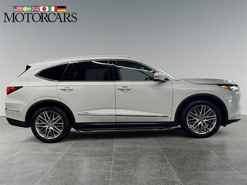 2022 Acura MDX 