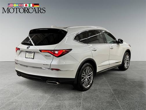 2022 Acura MDX 