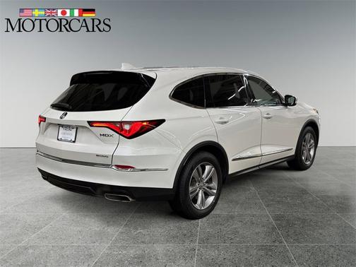 2023 Acura MDX 