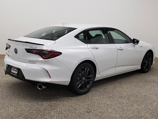 2025 Acura TLX 