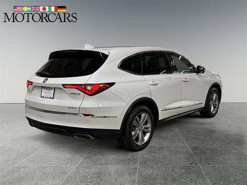 2023 Acura MDX 