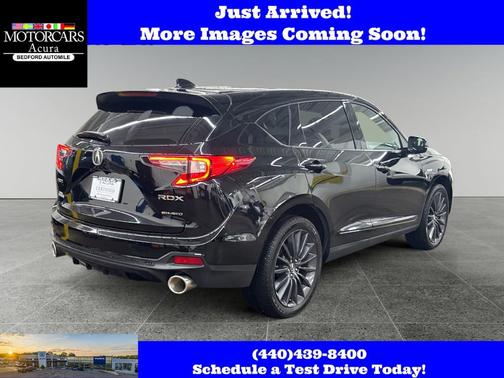Majestic Black Pearl 2023 Acura RDX