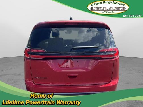 2026 Chrysler Pacifica L