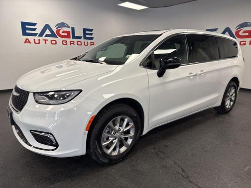 Bright White 2026 Chrysler Pacifica Limited