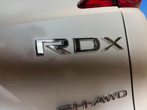 Platinum White Pearl 2026 Acura RDX Technology Package
