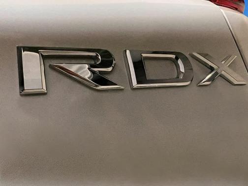 Platinum White Pearl 2026 Acura RDX Advance Package