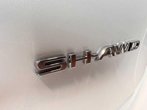 Platinum White Pearl 2026 Acura RDX Advance Package