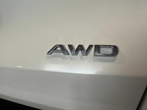 Platinum White Pearl 2026 Acura ADX w/A-Spec Package