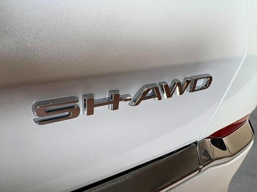 Platinum White Pearl 2026 Acura MDX Standard