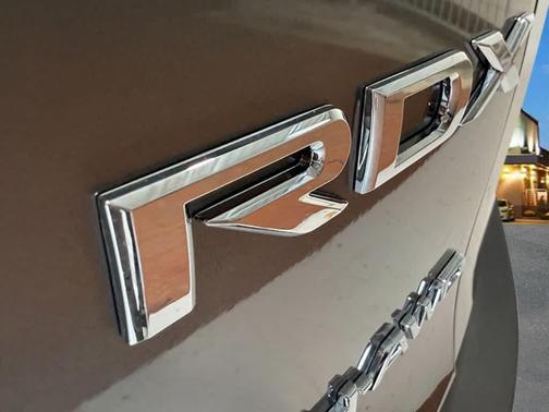 Liquid Carbon Metallic 2026 Acura RDX Advance Package