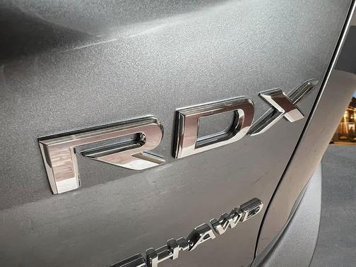 Liquid Carbon Metallic 2026 Acura RDX Technology Package