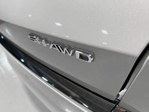 Platinum White Pearl 2026 Acura MDX Advance Package