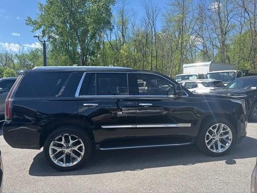 2020 Cadillac Escalade Luxury