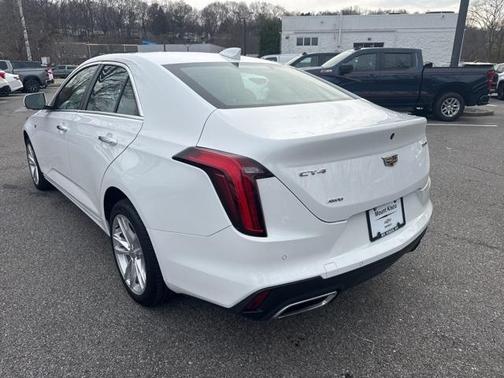 2022 Cadillac CT4 Luxury
