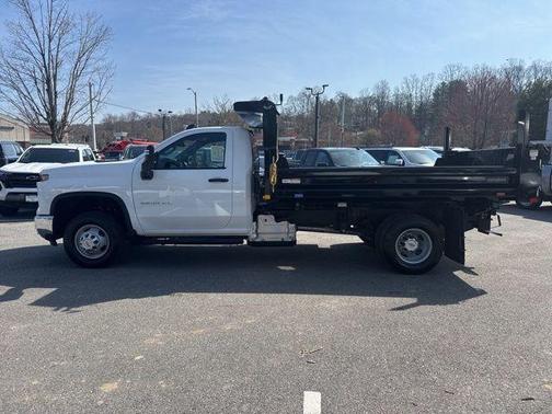 Summit White 2025 Chevrolet Silverado 3500 WT