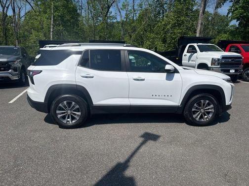 Summit White 2025 Chevrolet Equinox LT
