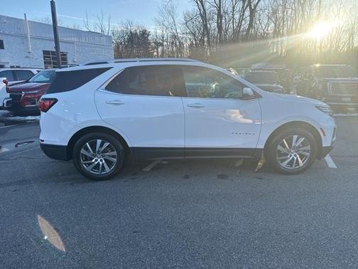 2022 Chevrolet Equinox Premier