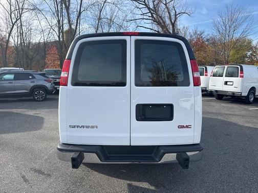 2023 GMC Savana 2500 Work Van