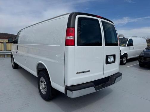 2025 Chevrolet Express 2500 Work Van