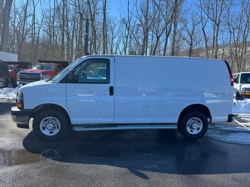 2024 Chevrolet Express 2500 Work Van