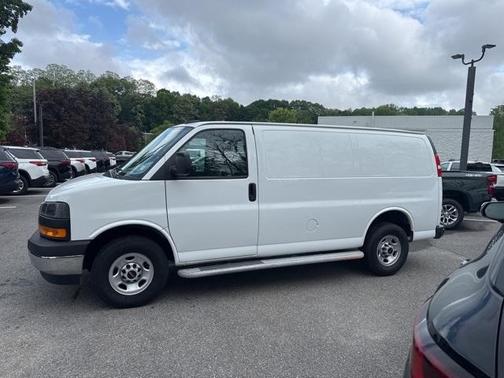 2022 GMC Savana 2500 Work Van