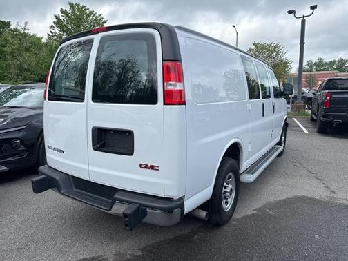 2022 GMC Savana 2500 Work Van