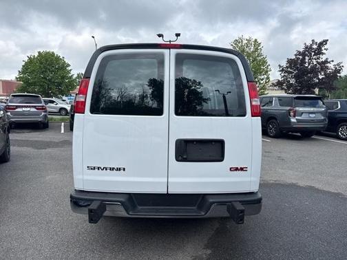 2022 GMC Savana 2500 Work Van