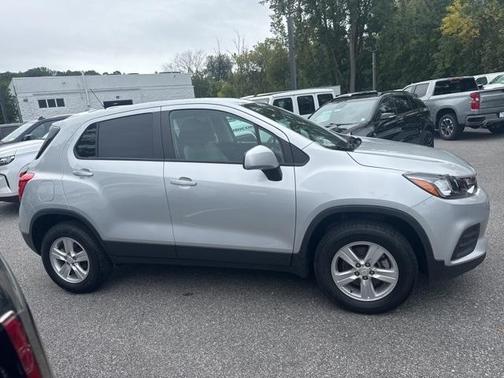 2022 Chevrolet Trax LS
