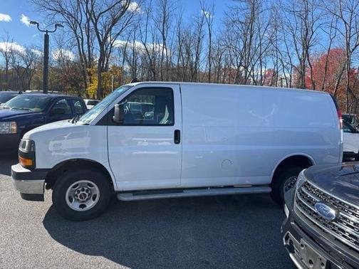 2023 GMC Savana 2500 Work Van