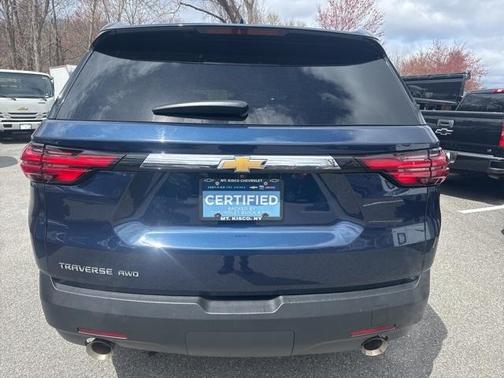 2022 Chevrolet Traverse LS