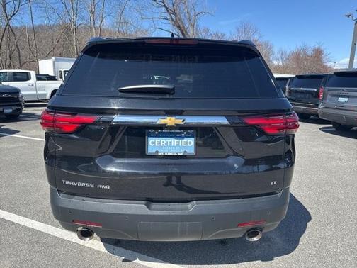 2022 Chevrolet Traverse LT Leather