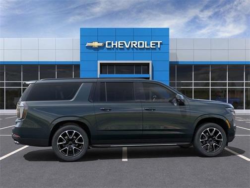 2025 Chevrolet Suburban RST