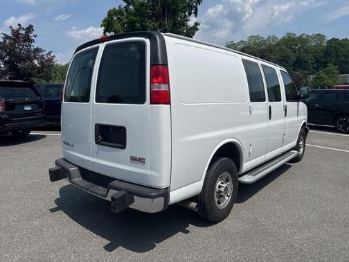 2023 GMC Savana 2500 Work Van