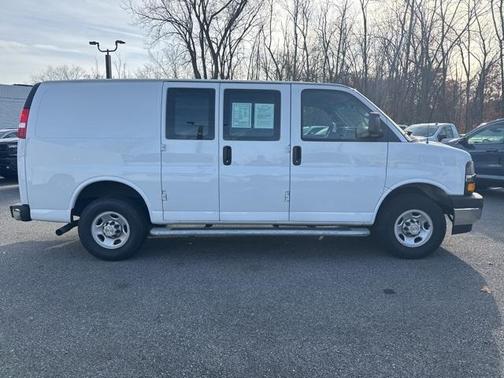 2024 Chevrolet Express 2500 Work Van