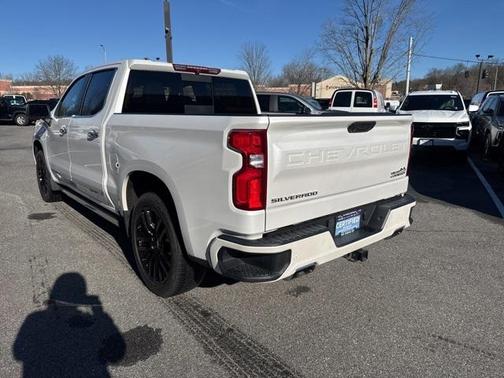 2022 Chevrolet Silverado 1500 High Country