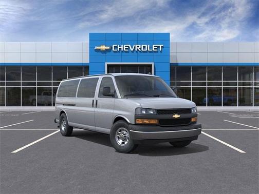 2025 Chevrolet Express 3500 LS