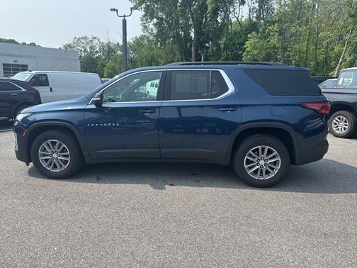 2022 Chevrolet Traverse LT Leather