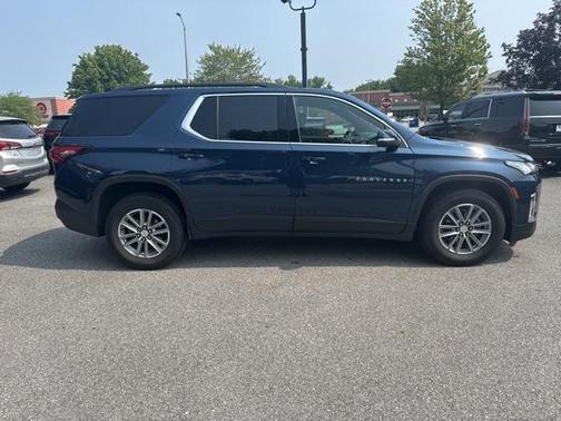2022 Chevrolet Traverse LT Leather