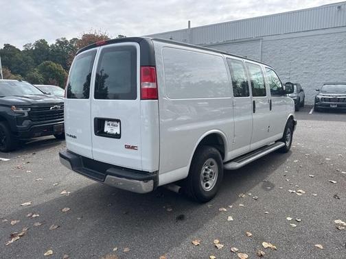 2023 GMC Savana 2500 Work Van