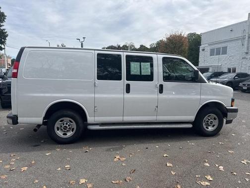 2023 GMC Savana 2500 Work Van
