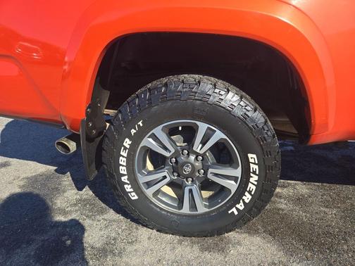 2017 Toyota Tacoma TRD Sport