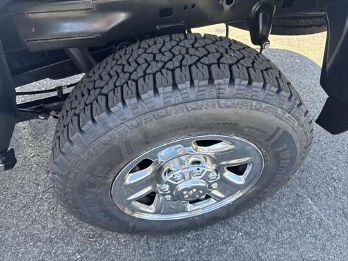 2022 RAM 2500 Tradesman Crew Cab 4x4 6'4' Box