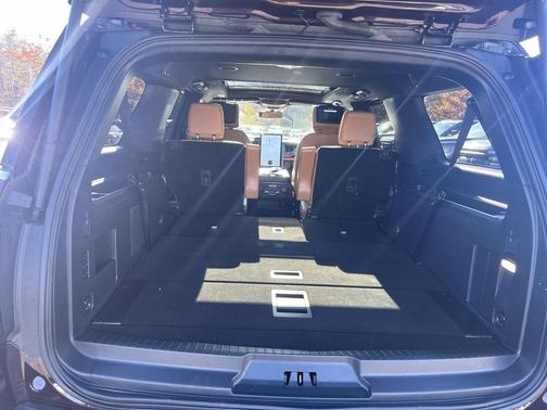 2023 Ford Expedition Max Platinum