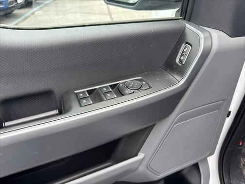 2024 Ford F-150 Lightning Pro