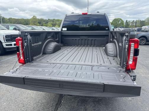 2025 Ford F-350 Lariat