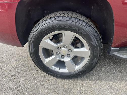 Siren Red Tintcoat 2018 Chevrolet Tahoe LT
