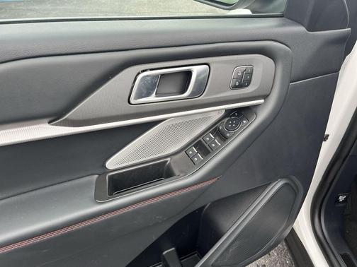 STAR WHITE MET TRI-COAT 2025 Ford Explorer ST