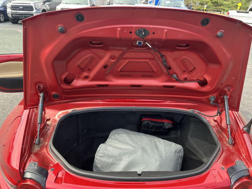 2016 Mazda MX-5 Miata Grand Touring